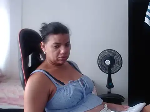 Czat XXX na żywo – Adriana_0312