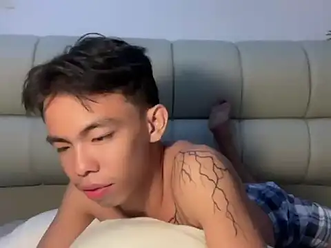 hottasianboy Pertunjukan Webcam
