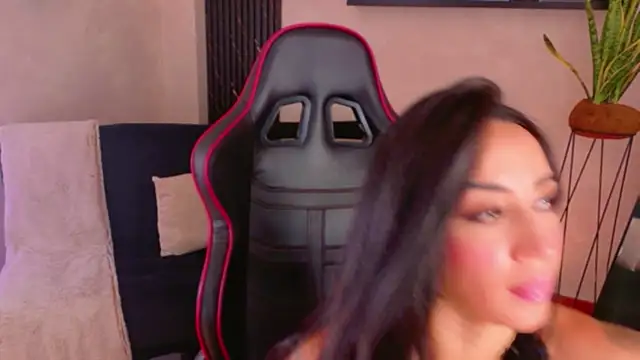 Chat +18 de EmmyEvans1 ao vivo