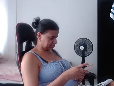 Czat XXX na żywo – Adriana_0312