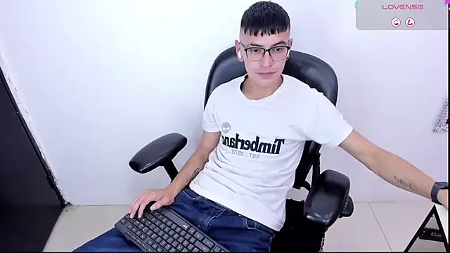 Alexx_bigcockk Webcam Show