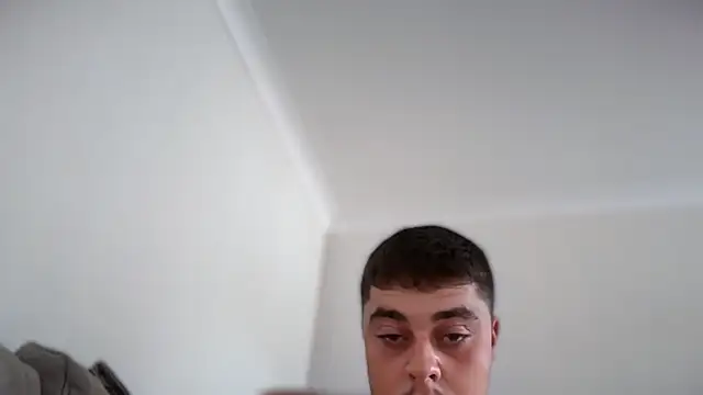 young_love_outdoorxoxo Webcamshow