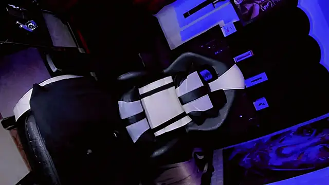 Yareth_Rouss_のライブXXXチャ  ット