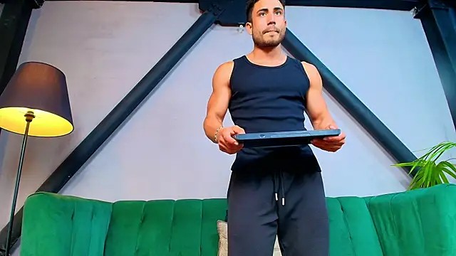 Vans_Ross Live XXX-chat