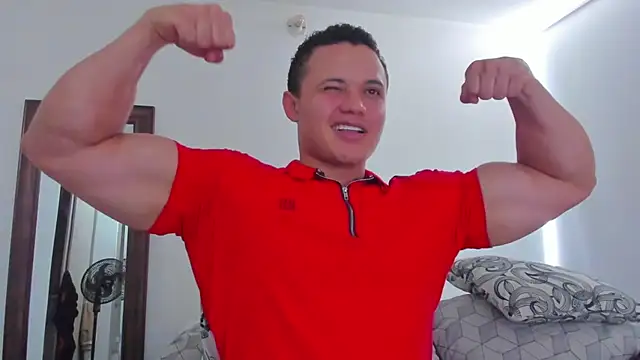 XXX chat uživo modela KingLevi01