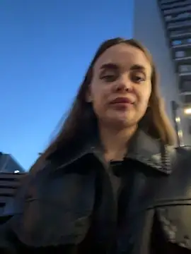 KristiRich Adlı Modelin Canlı XXX Sohbeti