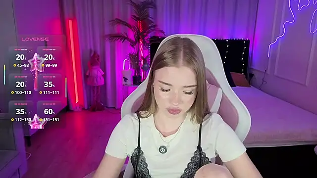 Chat +18 de Milla_Rae ao vivo