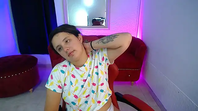 Chatroom XXX en direct de nathaly_low1