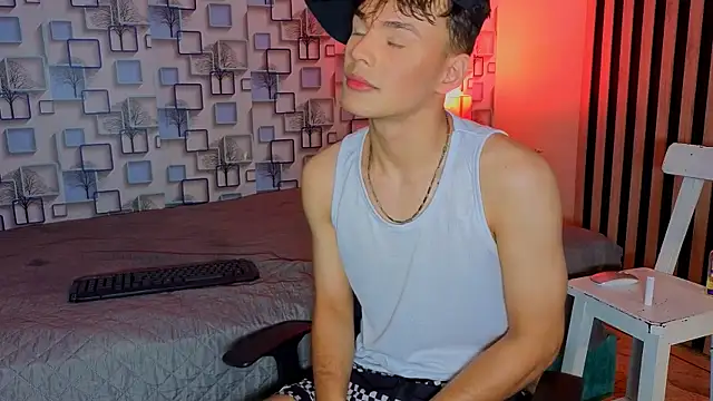 LoganSteel_ 即時 XXX 聊天