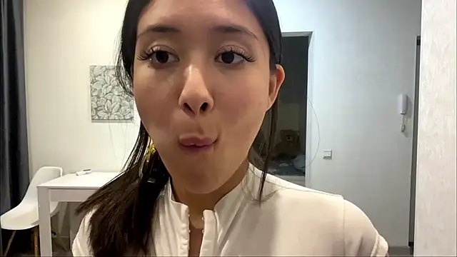Mitsuki_Sutemi webcam show