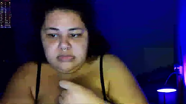 xlatinastar Adlı Modelin Canlı XXX Sohbeti