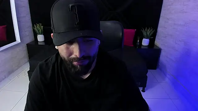jhon_bear03 élő XXX-chatje