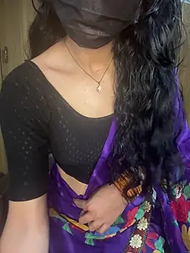 kiaraqueen7's Live XXX Chat
