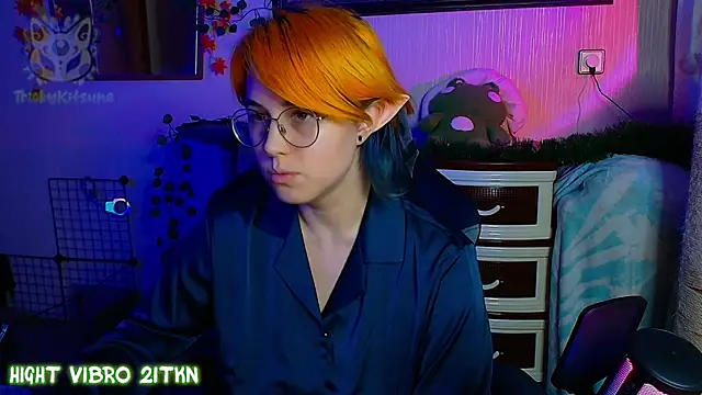 TrickyKitsunen Live XXX chat