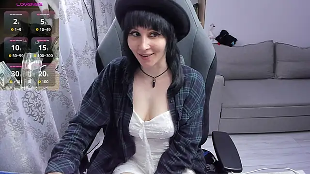 Онлайн чат XXX MistyDark