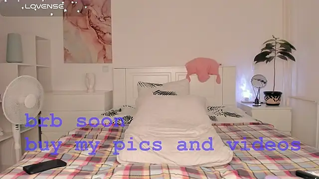 הופעת וובקאם של Nicky_Stone