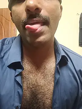 DreamBoy_14 即時 XXX 聊天