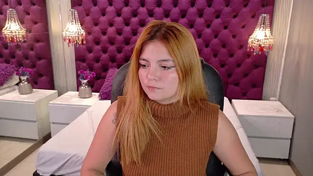 Chat XXX en directo de GabyQueens