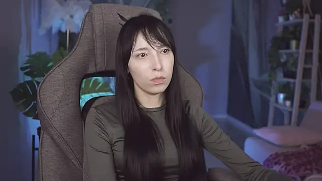SeraphineSparda Chat XXX in diretta