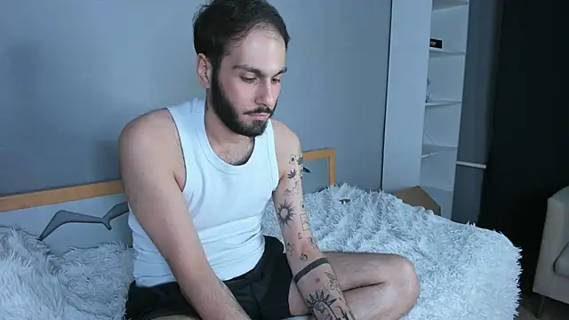 Rascal_Bloom: απευθείας συνομιλία ΧΧΧ