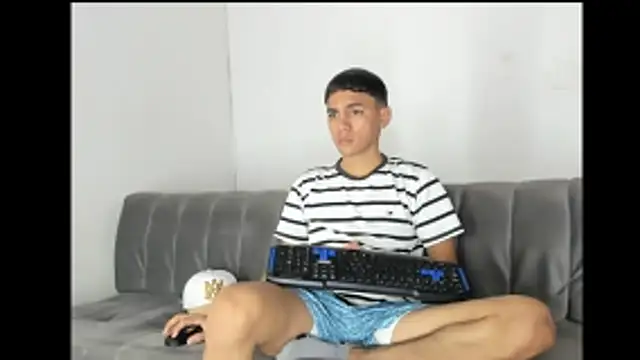 Chat XXX ao vivo de Charlie_Scorpion