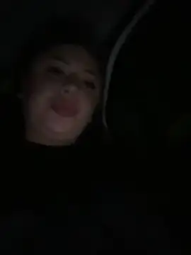 Sara_Hug Adlı Modelin Canlı XXX Sohbeti