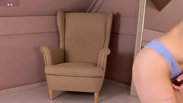 LeyaAtwood Live XXX-chat