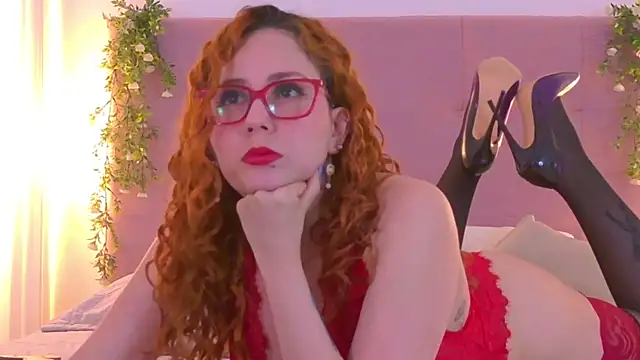 MistressErza Chat XXX in diretta
