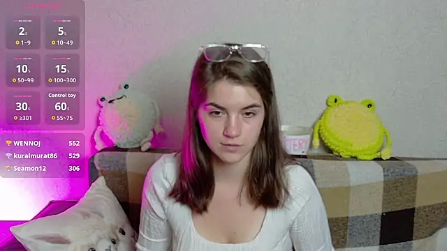 Chat +18 de ElzaBlis ao vivo