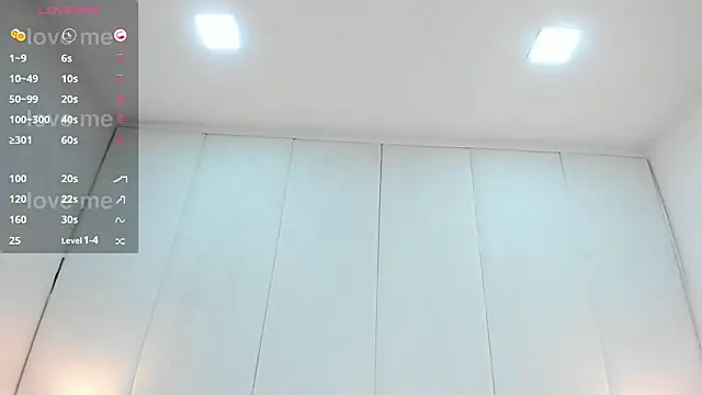 Chat XXX ao vivo de Evaa_Martinez