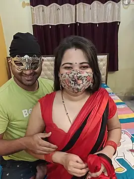 MONAJI_HOT Show in webcam