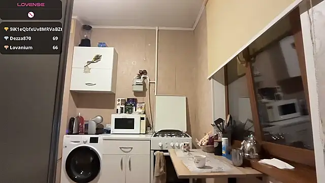 AngelJeni – Naživo XXX chat