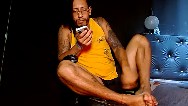 แชท XXX สดของ FuckHardlove