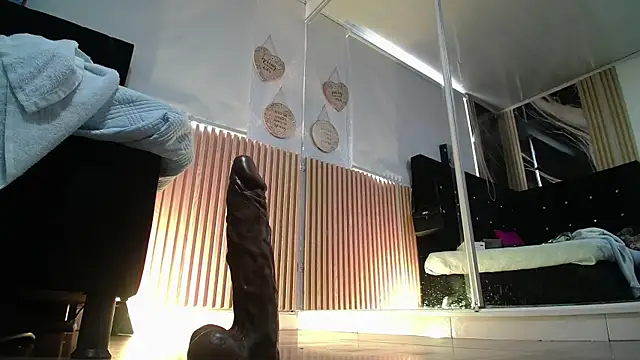 chloe__Jones_ Chat XXX in diretta
