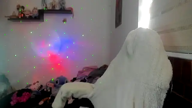 Chat XXX en directo de Shaddycute_