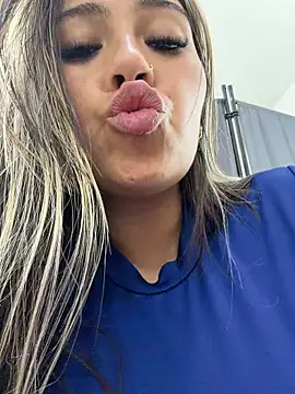 LIZ-06_ Chat XXX live