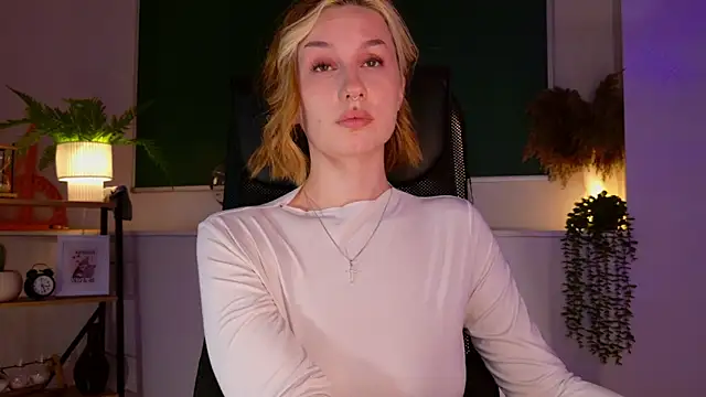 ClaireMathis Chat XXX in diretta
