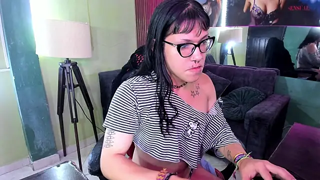 lilith_ayanami's Live XXX Chat