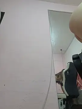 Emmasweet_Val 라이브 XXX 채팅