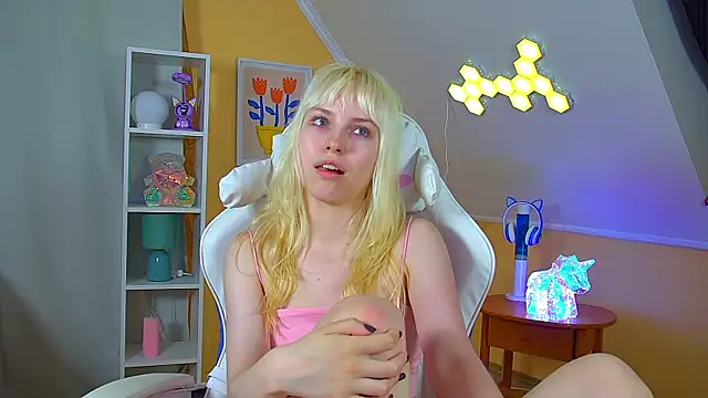 Živý XXX chat HannahHollis