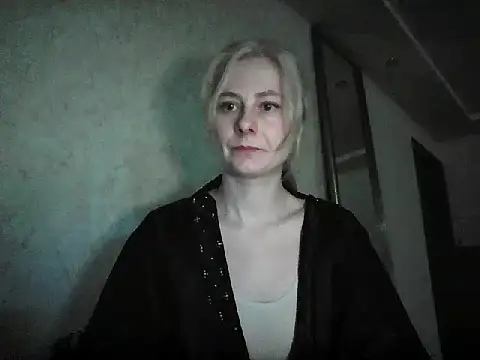 Vexieeka Adlı Modelin Canlı XXX Sohbeti