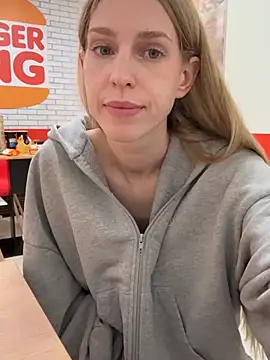 Živý XXX chat kira_mia