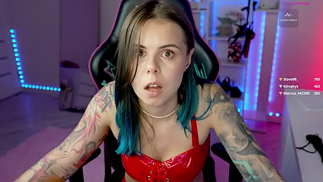 QueenAliceX's Live XXX Chat