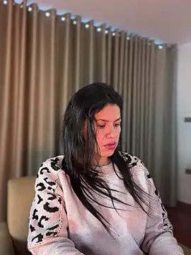 Aliinak's Live XXX Chat