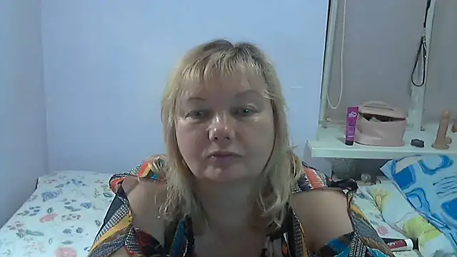 Lusi-777's Live XXX Chat