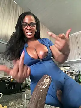 Czat XXX na żywo – Bustykeyla