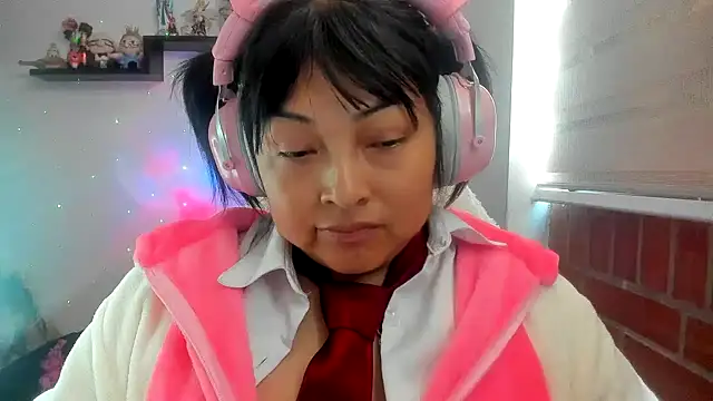 Chat +18 de Shaddycute_ ao vivo