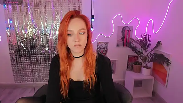 ZlataSaar's Live XXX Chat