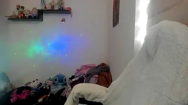 Chat XXX en directo de Shaddycute_