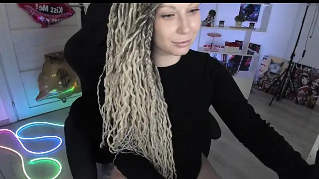 Chat XXX en directo de HoneySallyMoore